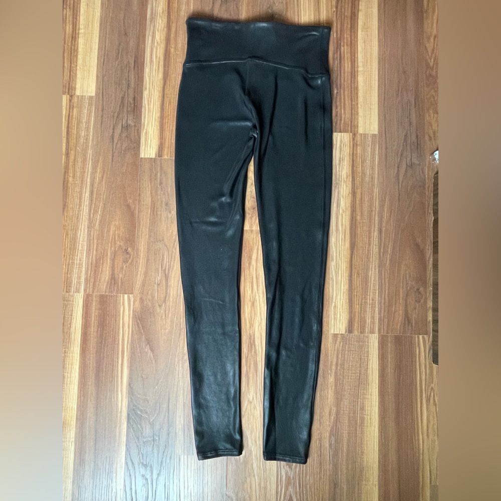 SPANXshape™ Faux Leather Leggings | women’s medium - Picture 8 of 8